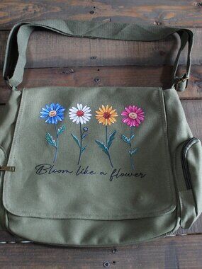 Bloom Like A Flower Women's Crossbody Messenger Bag